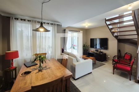 Sala de casa de condomínio à venda com 3 quartos, 244m² em Vila Sao Leopoldo, São Bernardo do Campo