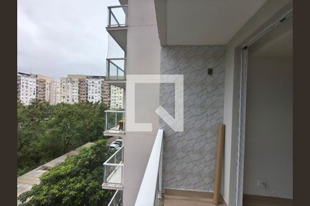 Varanda Sala de apartamento à venda com 2 quartos, 54m² em Jacarepaguá, Rio de Janeiro