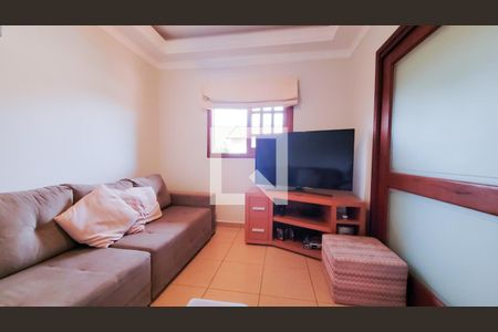 Sala de Tv de casa de condomínio à venda com 3 quartos, 250m² em Chácara São Rafael, Campinas