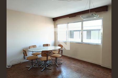 Sala de apartamento à venda com 2 quartos, 120m² em Cerqueira César, São Paulo