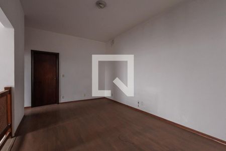 Escritório de casa para alugar com 4 quartos, 350m² em Centro, Taubaté