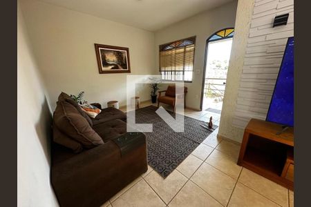 Sala de casa à venda com 4 quartos, 300m² em Nova Granada, Belo Horizonte