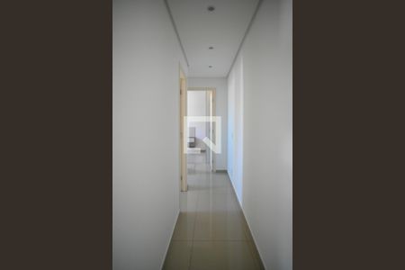 Corredor de apartamento à venda com 2 quartos, 46m² em Vila Caraguata, São Paulo