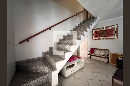 Sala de casa à venda com 3 quartos, 250m² em Jardim Santa Beatriz, Guarulhos