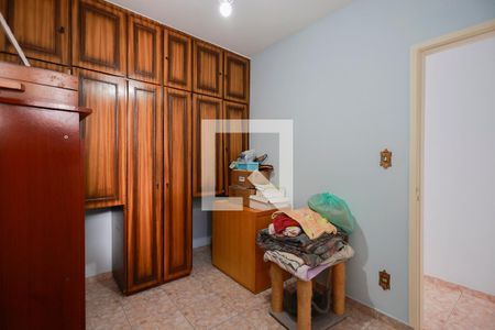 Quarto 2 de casa à venda com 3 quartos, 195m² em Chora Menino, São Paulo