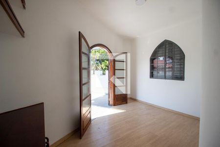 Sala de TV de casa para alugar com 3 quartos, 185m² em Vila Trujillo, Sorocaba