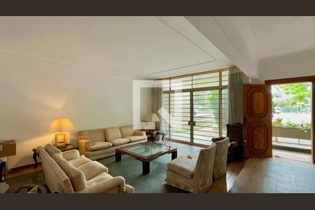 Sala de casa para alugar com 4 quartos, 306m² em Paraíso, São Paulo