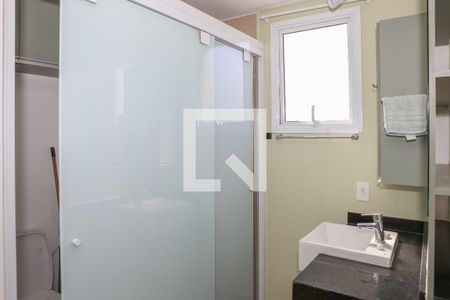 Banheiro de kitnet/studio à venda com 1 quarto, 20m² em Água Branca, São Paulo