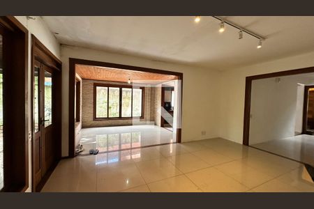 Sala de casa à venda com 7 quartos, 900m² em Vargem Pequena, Rio de Janeiro