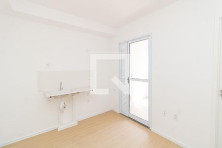 Sala/Cozinha de apartamento para alugar com 2 quartos, 32m² em Casa Verde Alta, São Paulo