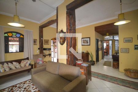 Sala de casa para alugar com 4 quartos, 3000m² em Chacrinha, Nova Iguaçu