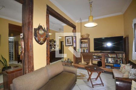 Sala de casa para alugar com 4 quartos, 3000m² em Chacrinha, Nova Iguaçu