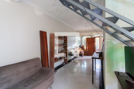 Sala de casa à venda com 5 quartos, 190m² em Jardim Atlântico, Belo Horizonte