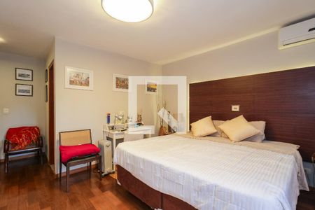 Suíte 1 de casa à venda com 4 quartos, 340m² em Jardim Lar Sao Paulo, São Paulo