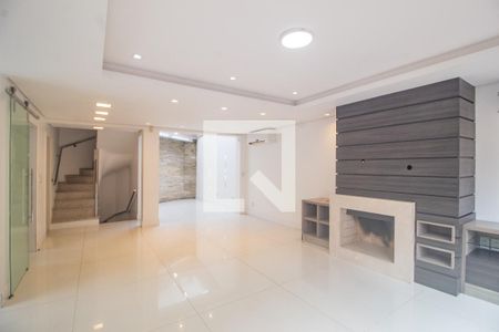 Sala de casa para alugar com 4 quartos, 297m² em Vila Assunção, Porto Alegre