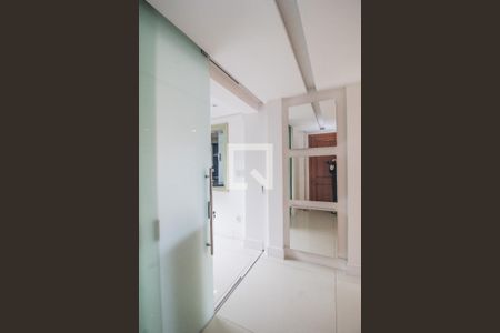 Sala de casa para alugar com 4 quartos, 297m² em Vila Assunção, Porto Alegre