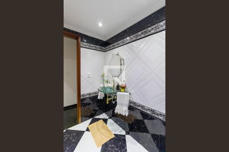 Lavabo de casa à venda com 3 quartos, 240m² em Vila Pierina, São Paulo
