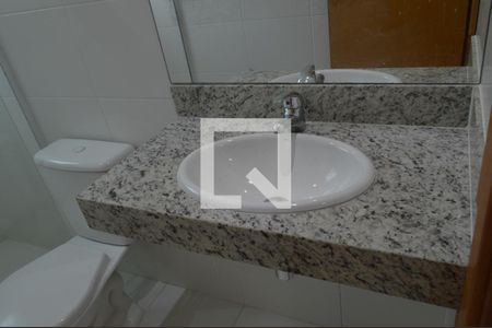 Banheiro da Suíte 1 de casa de condomínio para alugar com 4 quartos, 188m² em Freguesia (jacarepaguá), Rio de Janeiro