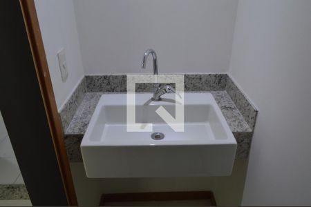 Lavabo de casa de condomínio para alugar com 4 quartos, 188m² em Freguesia (jacarepaguá), Rio de Janeiro