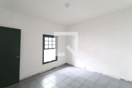 Sala/Quarto de casa para alugar com 1 quarto, 40m² em Vila Nivi, São Paulo
