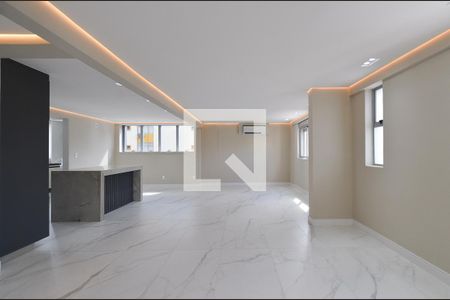 Sala de apartamento à venda com 3 quartos, 150m² em Savassi, Belo Horizonte