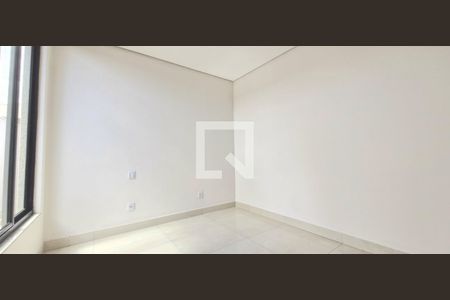 Quarto 1 de casa à venda com 3 quartos, 288m² em Várzea, Lagoa Santa