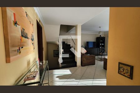 Entrada de casa à venda com 3 quartos, 372m² em Jardim Sao Vicente, Jundiaí