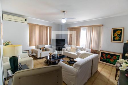 Sala 3 de casa para alugar com 3 quartos, 289m² em Piratininga, Niterói