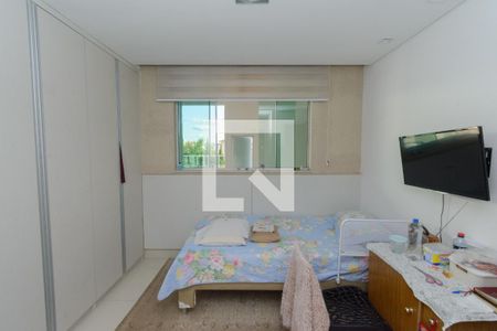 Suíte 1 de casa à venda com 4 quartos, 392m² em Jardim Riacho das Pedras, Contagem