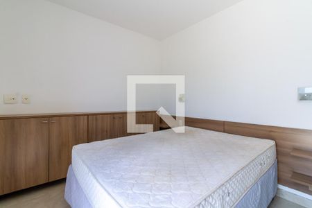 Suíte de apartamento à venda com 2 quartos, 107m² em Santo Amaro, São Paulo