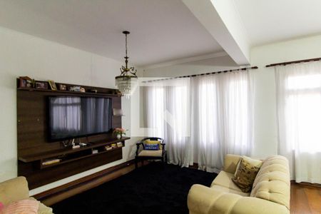 Sala de casa para alugar com 3 quartos, 300m² em Vila Carolina, São Paulo