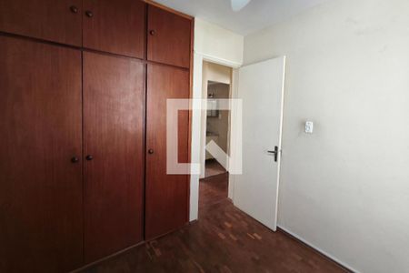 Quarto 1 de apartamento à venda com 3 quartos, 70m² em Conjunto Residencial Souza Queiroz, Campinas