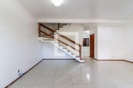 Sala de casa à venda com 3 quartos, 165m² em Jardim do Lago, São Paulo