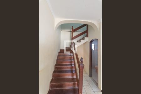 Escada da Sala de casa à venda com 3 quartos, 182m² em Jardim Indianópolis, Campinas