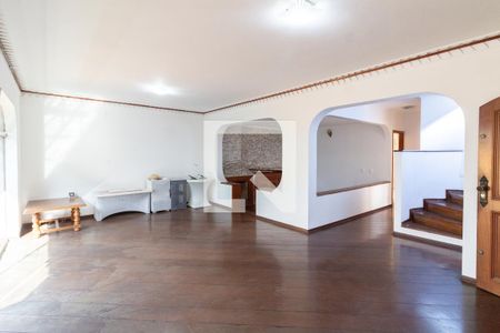 Sala de casa à venda com 4 quartos, 344m² em Jardim das Vertentes, São Paulo