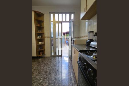 Apartamento à venda com 3 quartos, 125m² em Fernão Dias, Belo Horizonte