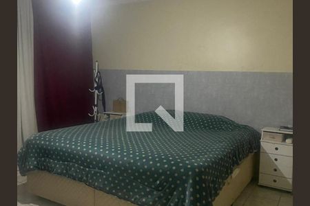 Suíte de casa à venda com 7 quartos, 160m² em Bandeiras, Osasco