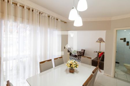 Sala de casa à venda com 4 quartos, 223m² em Vila Joao Pessoa, Porto Alegre