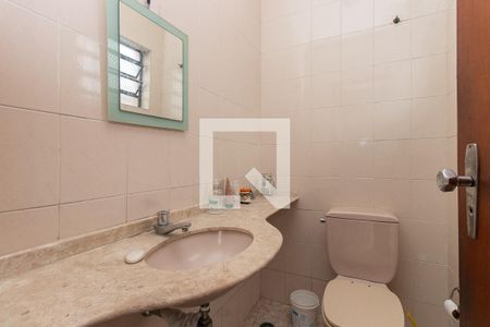 Lavabo de casa para alugar com 3 quartos, 219m² em Vila Gustavo, São Paulo