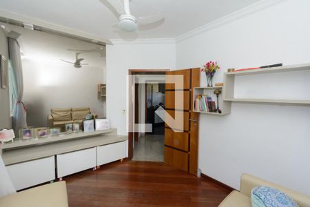 Sala 2 de casa à venda com 3 quartos, 500m² em Jardim Riacho das Pedras, Contagem