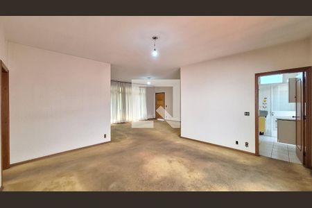 Sala de casa à venda com 2 quartos, 208m² em Bela Aliança, São Paulo