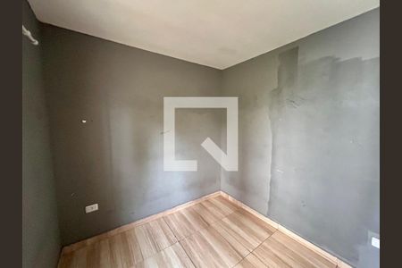 Quarto 1 de apartamento à venda com 2 quartos, 47m² em Jardim Sao Luis (zona Norte), Guarulhos