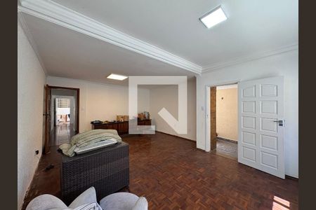 Sala de casa para alugar com 3 quartos, 146m² em Vila Humaita, Santo André