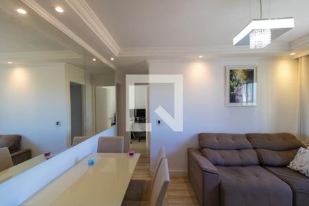 Sala de apartamento à venda com 2 quartos, 64m² em Vila Orozimbo Maia, Campinas