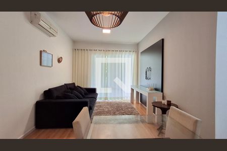 Sala de apartamento para alugar com 2 quartos, 85m² em Rio Tavares, Florianópolis