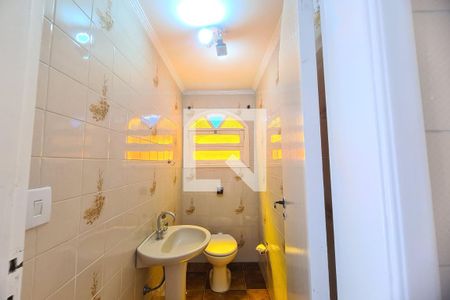 Lavabo de casa para alugar com 3 quartos, 400m² em São Lucas, São Paulo