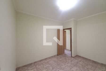 Quarto 1 de casa para alugar com 3 quartos, 150m² em Parque Santa Bárbara, Campinas