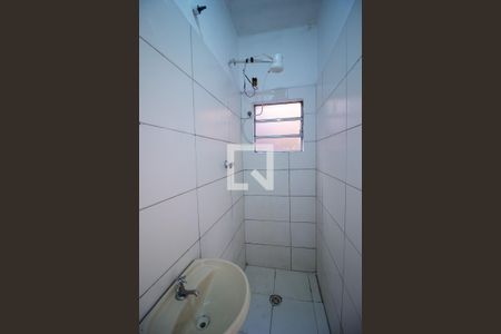 Banheiro de kitnet/studio para alugar com 1 quarto, 38m² em Jardim Santa Catarina, Sorocaba