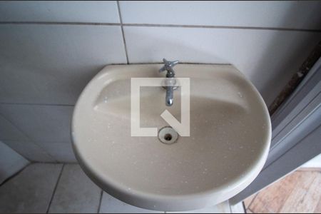 Banheiro de kitnet/studio para alugar com 1 quarto, 38m² em Parque Vitoria Regia, Sorocaba