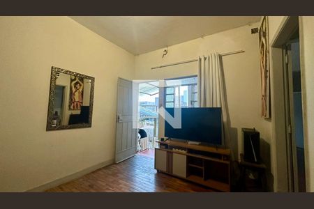 Sala de casa à venda com 3 quartos, 208m² em Alto Barroca, Belo Horizonte